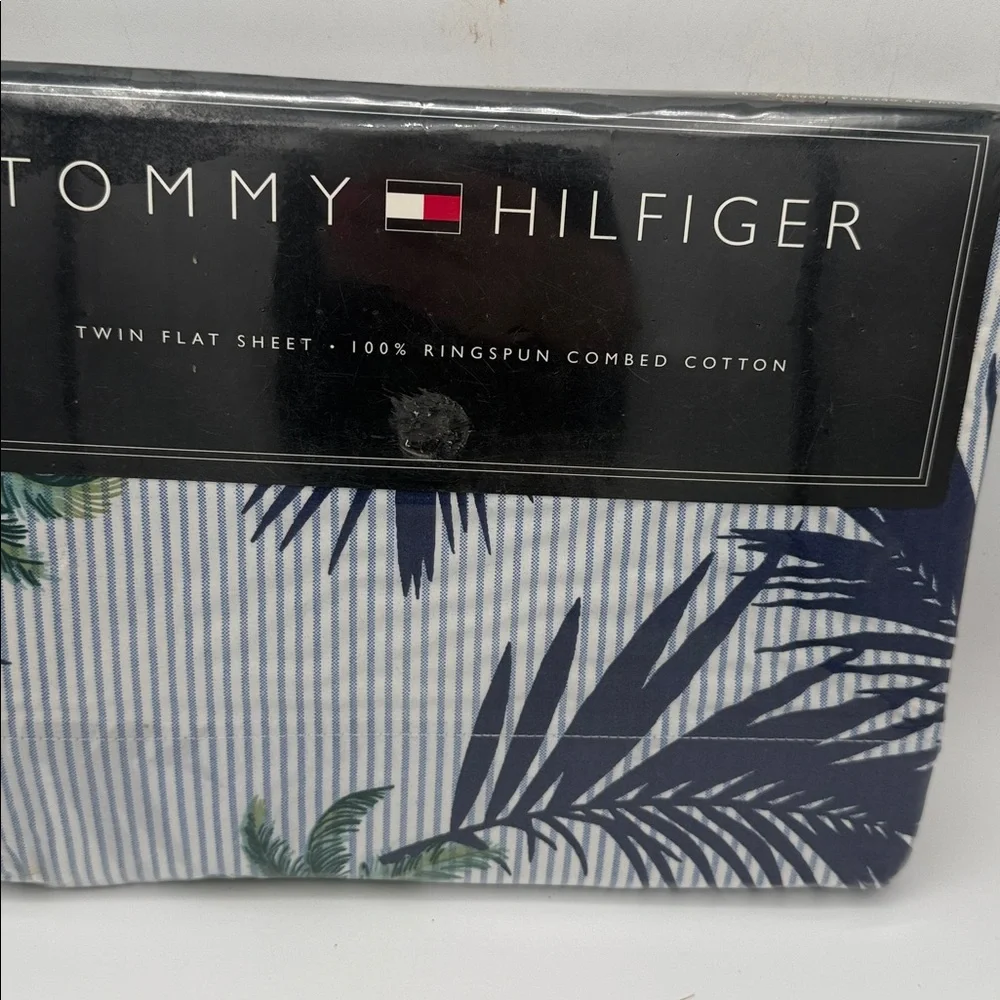 Tommy Hilfiger Striped Palm Print Coconut Grove Twin flat sheet 66x96” new